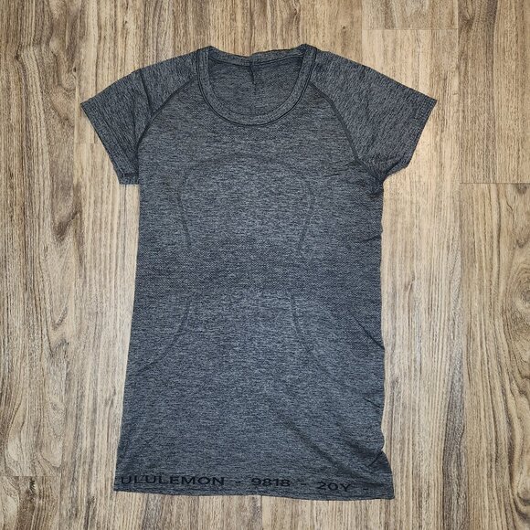 Lululemon Swiftly Tech Short Sleeve Crew - Picture 4 of 6
